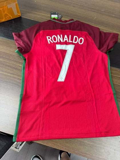 Portugal 2016 Home Jersey back - Ronaldo 7