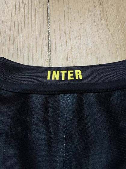 Inter Milan jersey collar INTER text detail
