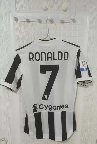 Juventus 2021-22 Home Kit back with Ronaldo 7