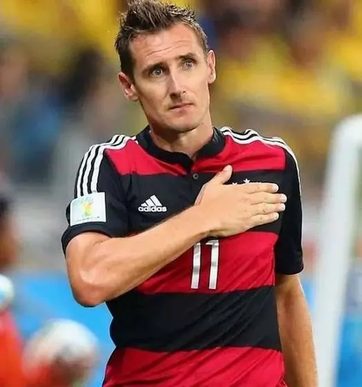 Miroslav Klose wearing Germany 2014 World Cup Away Kit