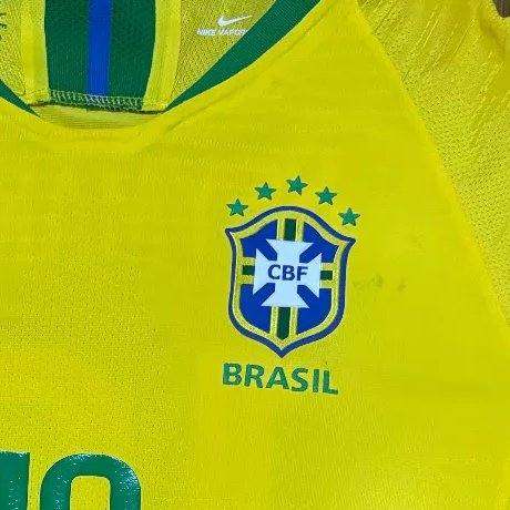 Brazil 2018 Home Jersey - CBF crest badge