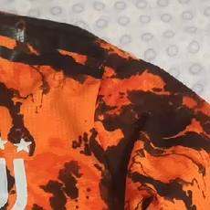 Juventus 2020-21 Third Kit crest close-up