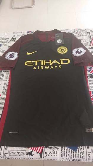 Manchester City 2016-17 Away Jersey full front