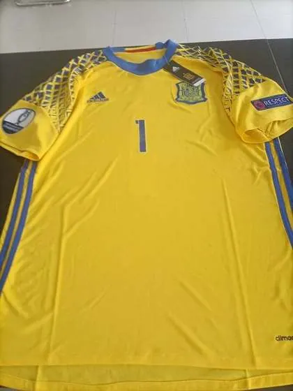 Spain 2016 Euro Away Goalkeeper Kit full front
