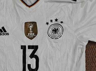 Germany 2017 Home Kit - DFB crest badge