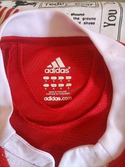 Bayern Munich jersey neck tag - Size S
