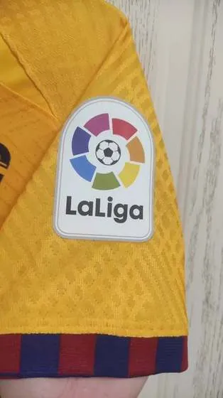 Barcelona 2022-23 Away Kit LaLiga sleeve patch detail