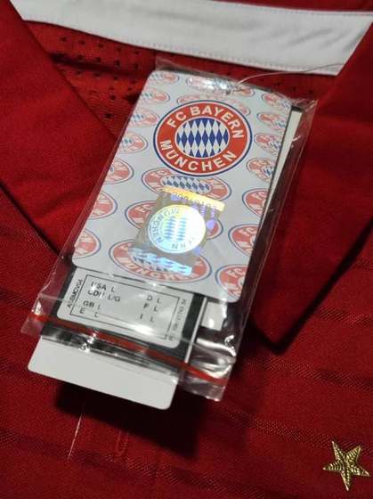 Bayern Munich jersey official hologram tag detail