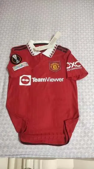 Manchester United 2022-23 Home Kit full front