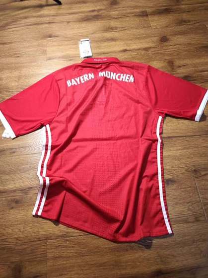 Bayern Munich 2016-17 Home Kit full back